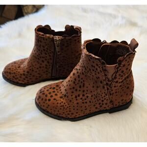 Gap Kids Brown Animal Print Speckle Ankle Booties sz 7